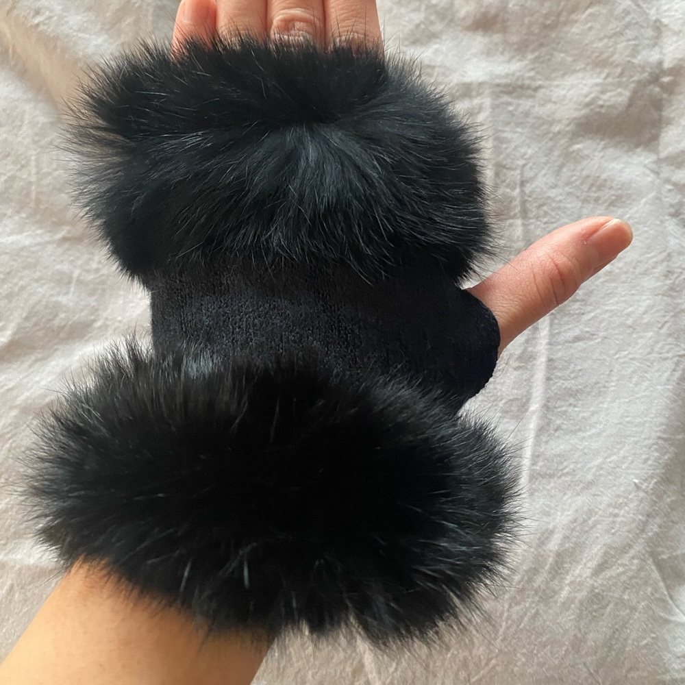 Genuine Fur Fingerless Gloves